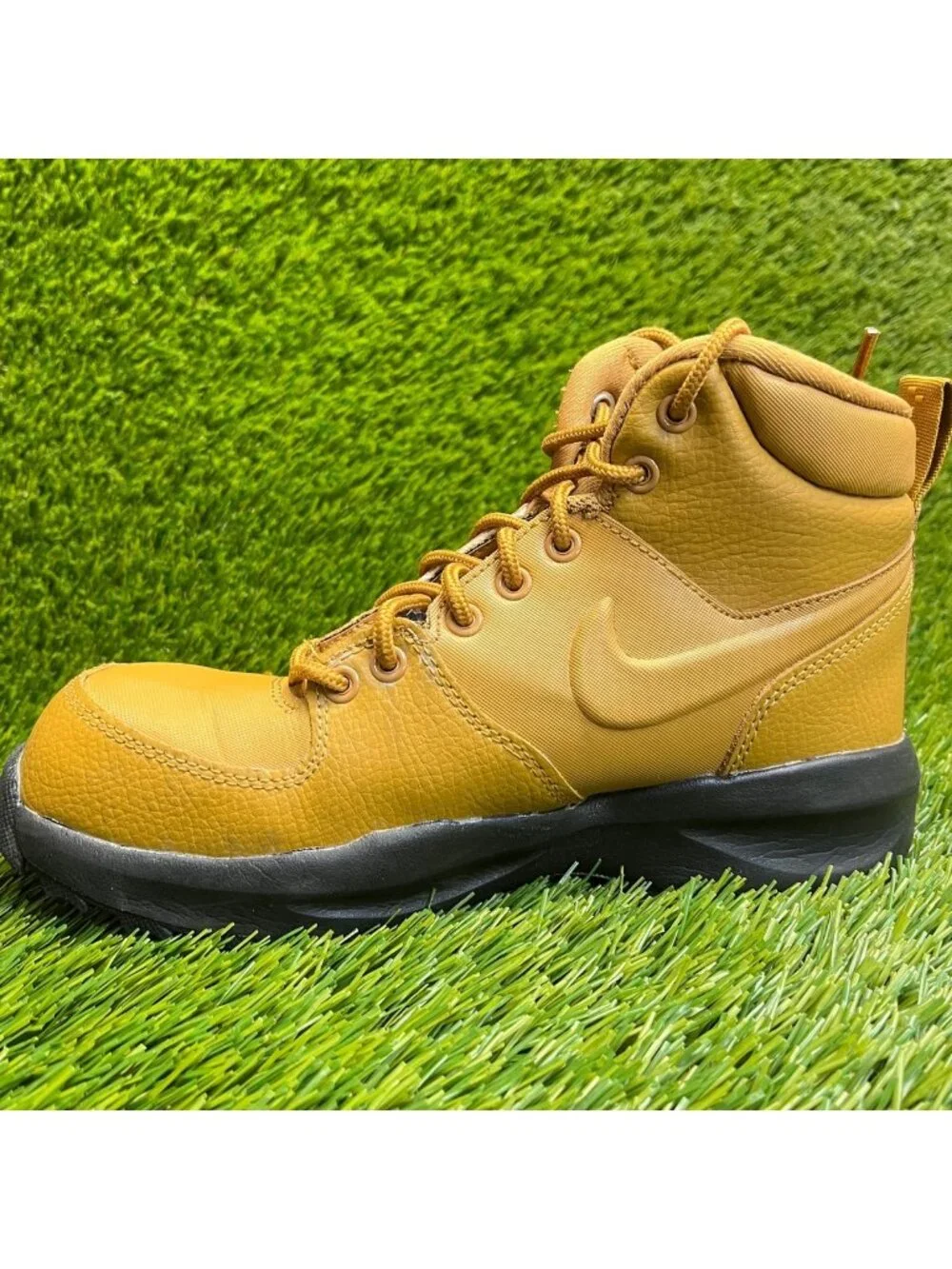 Nike please review